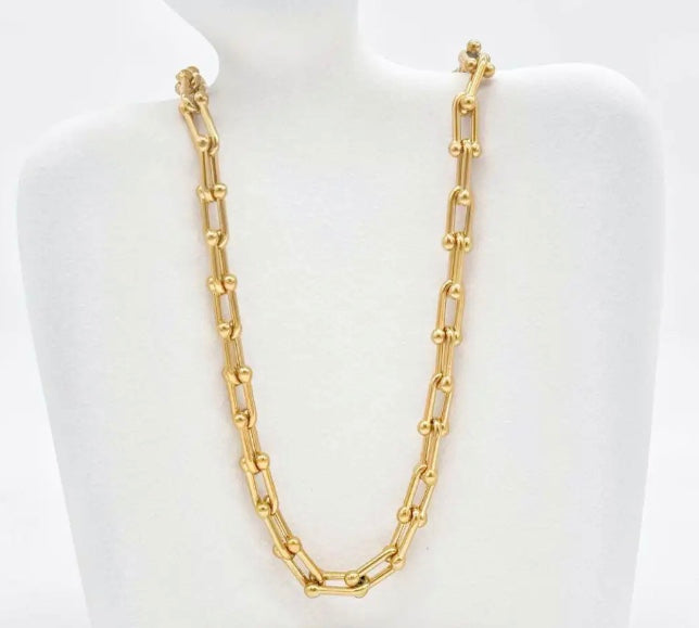 Collier Dina