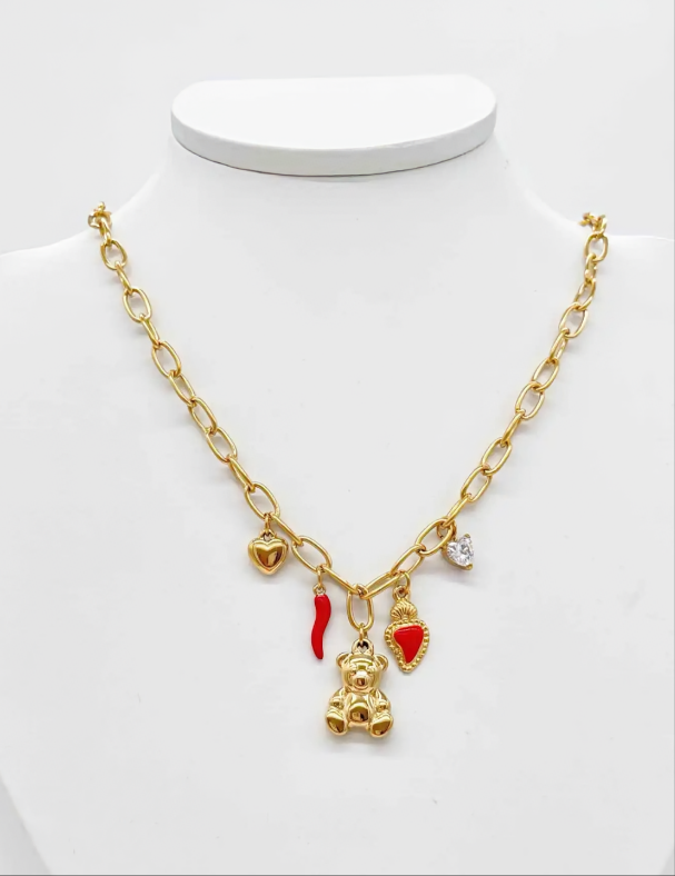 Collier Poline