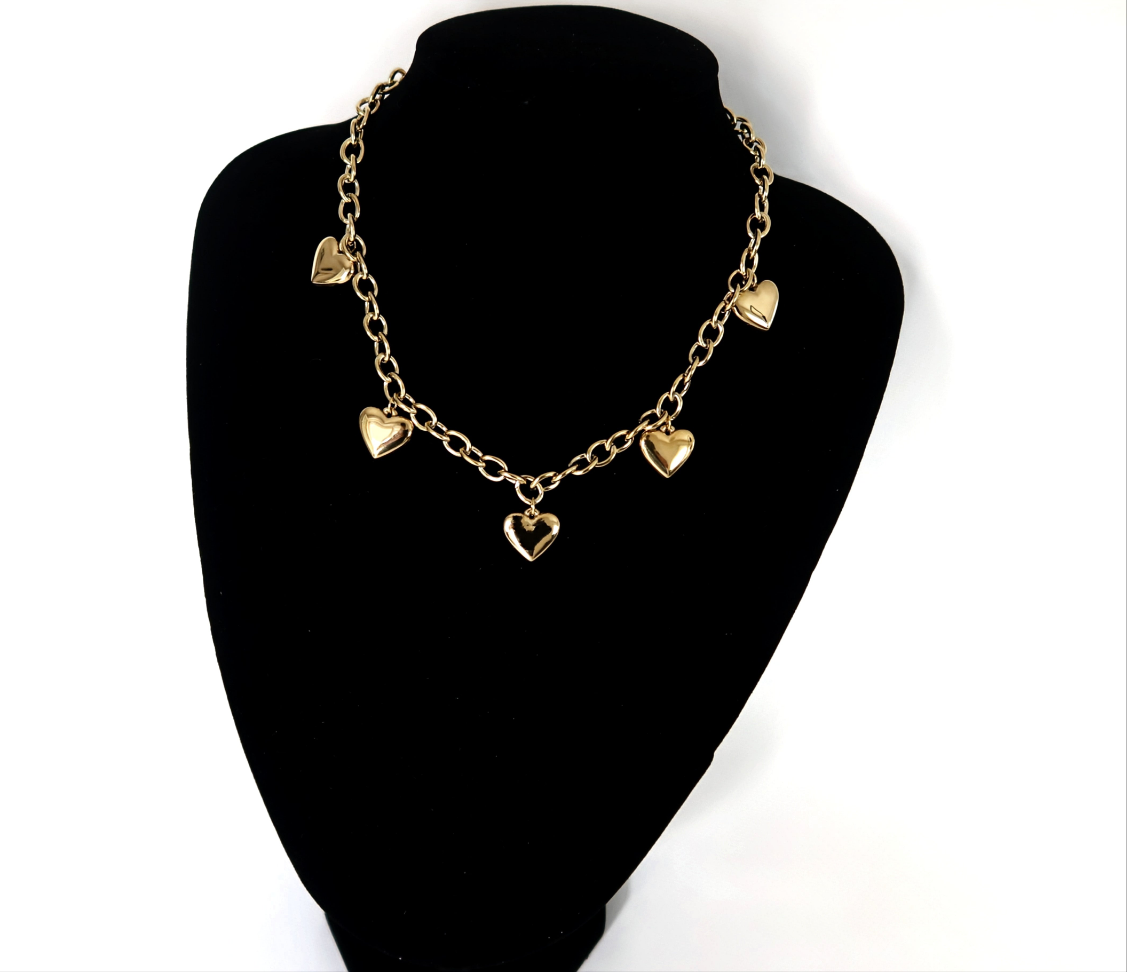 Collier Nera