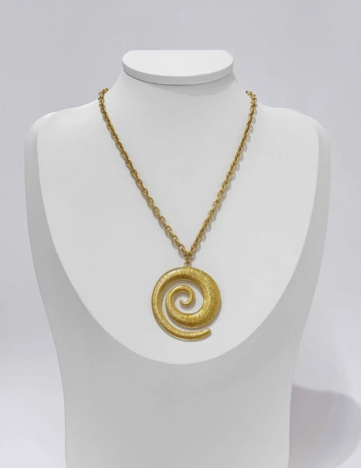 Collier Orina