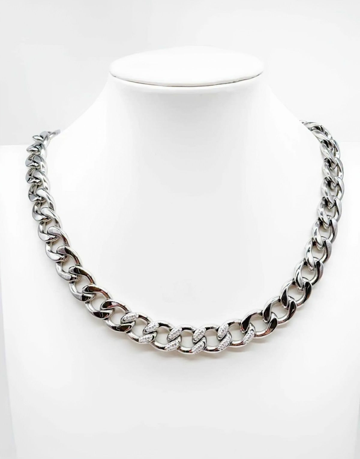 Collier Alice