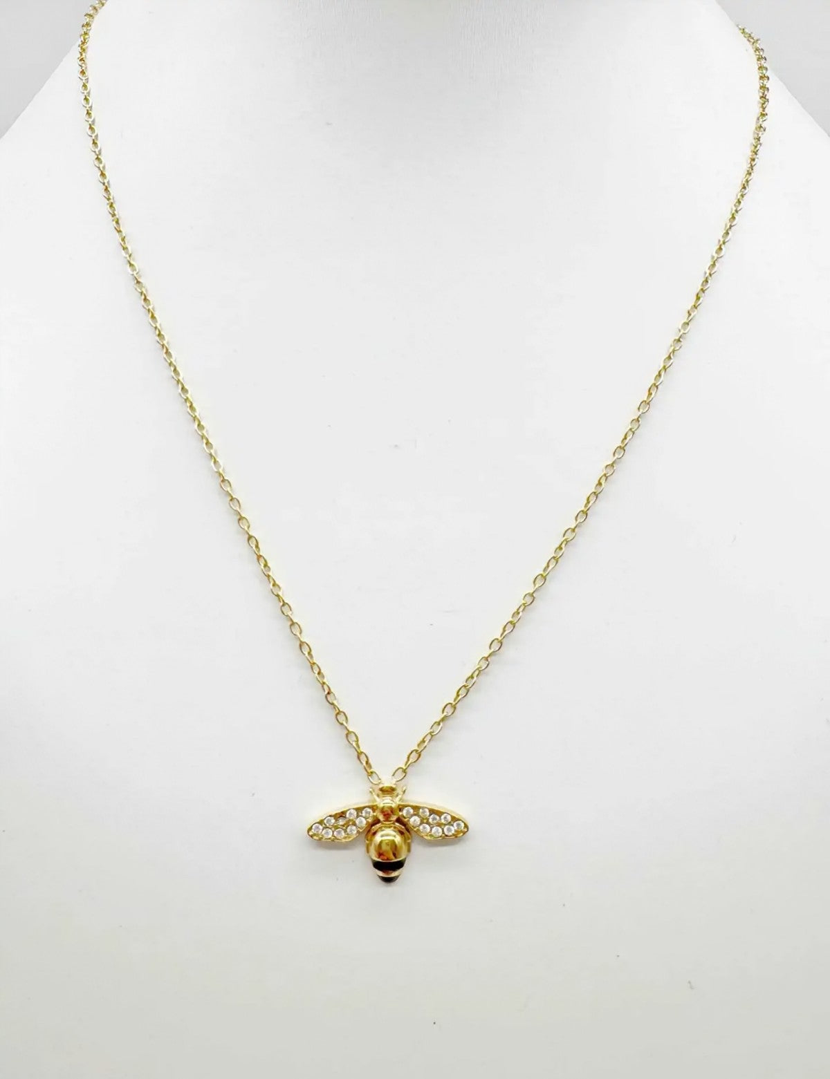 Collier CAM38
