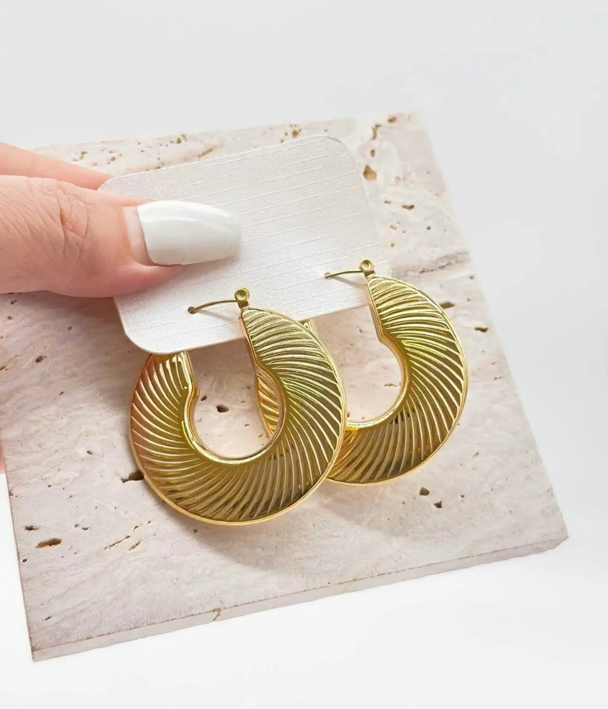 Boucles d'oreilles CAM16