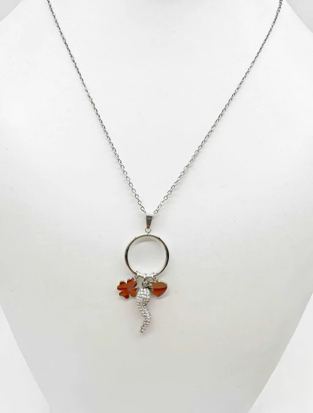 Collier CAM66