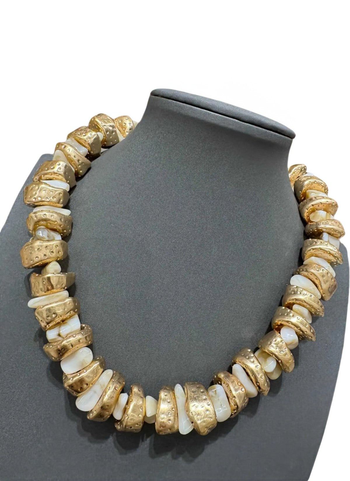 Collier CAM88