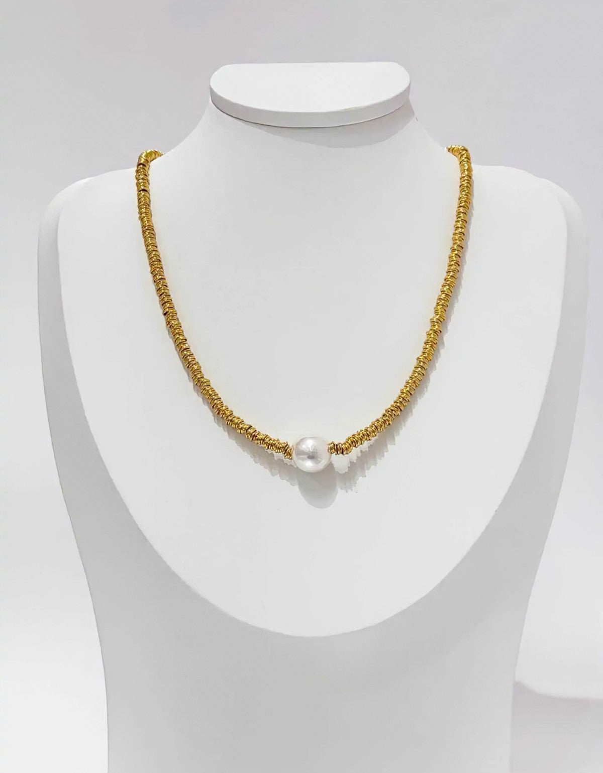 Collier CAM36