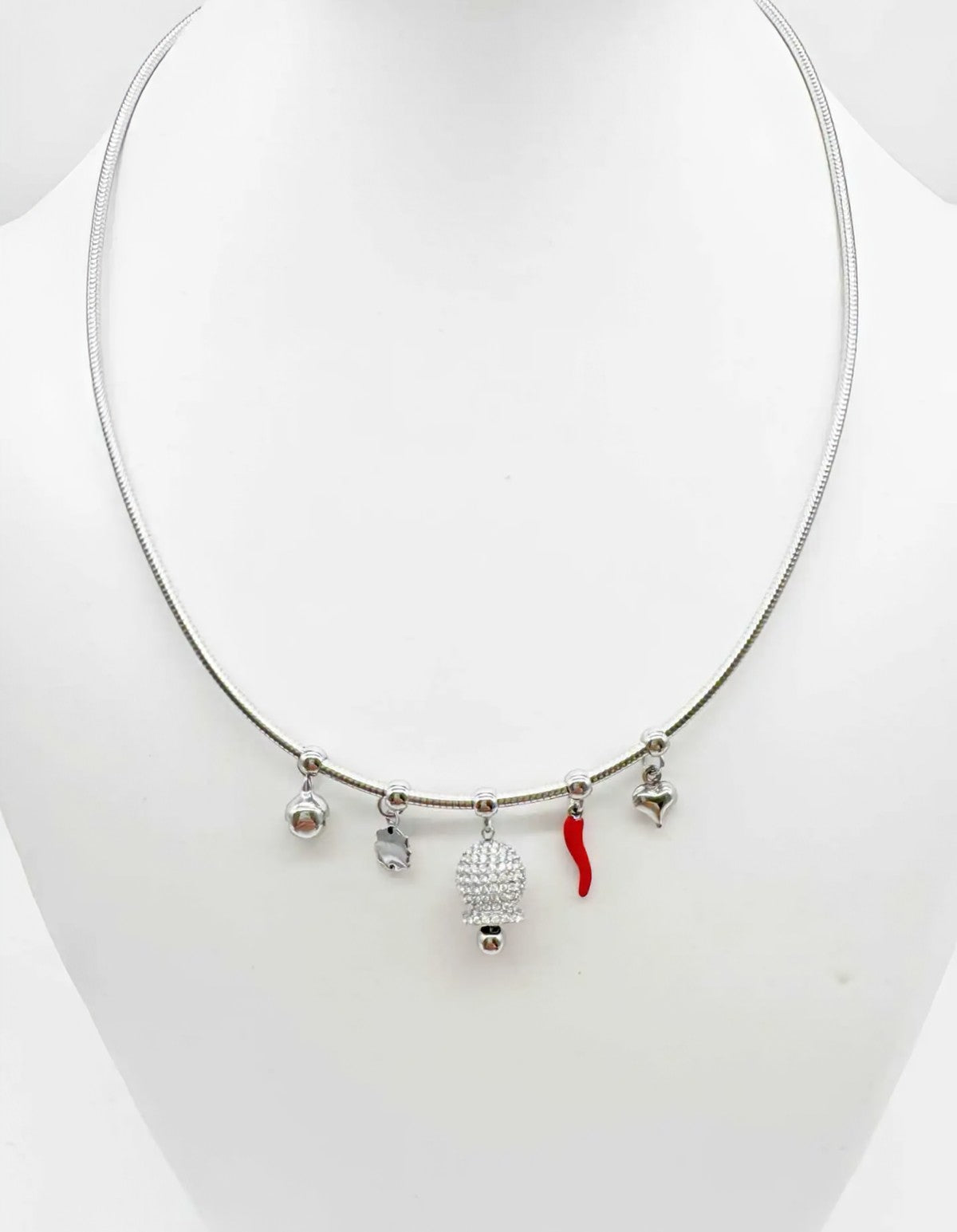 Collier CAM22