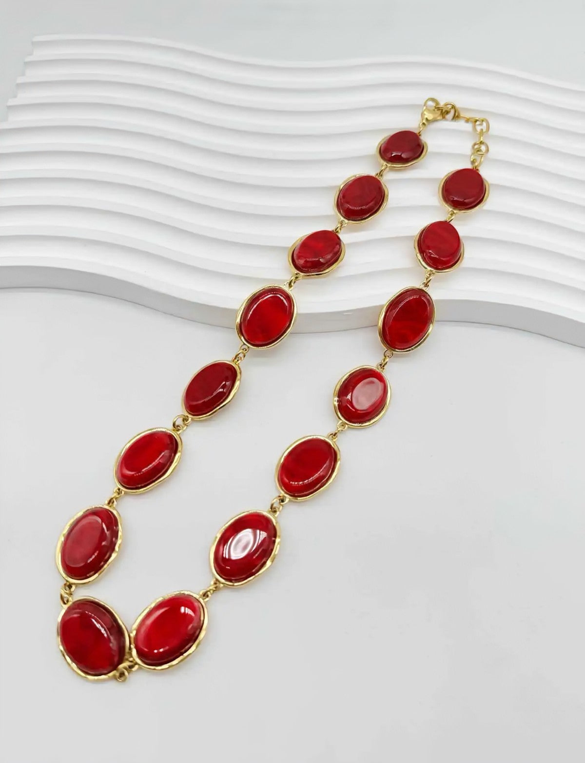 Collier CAM11
