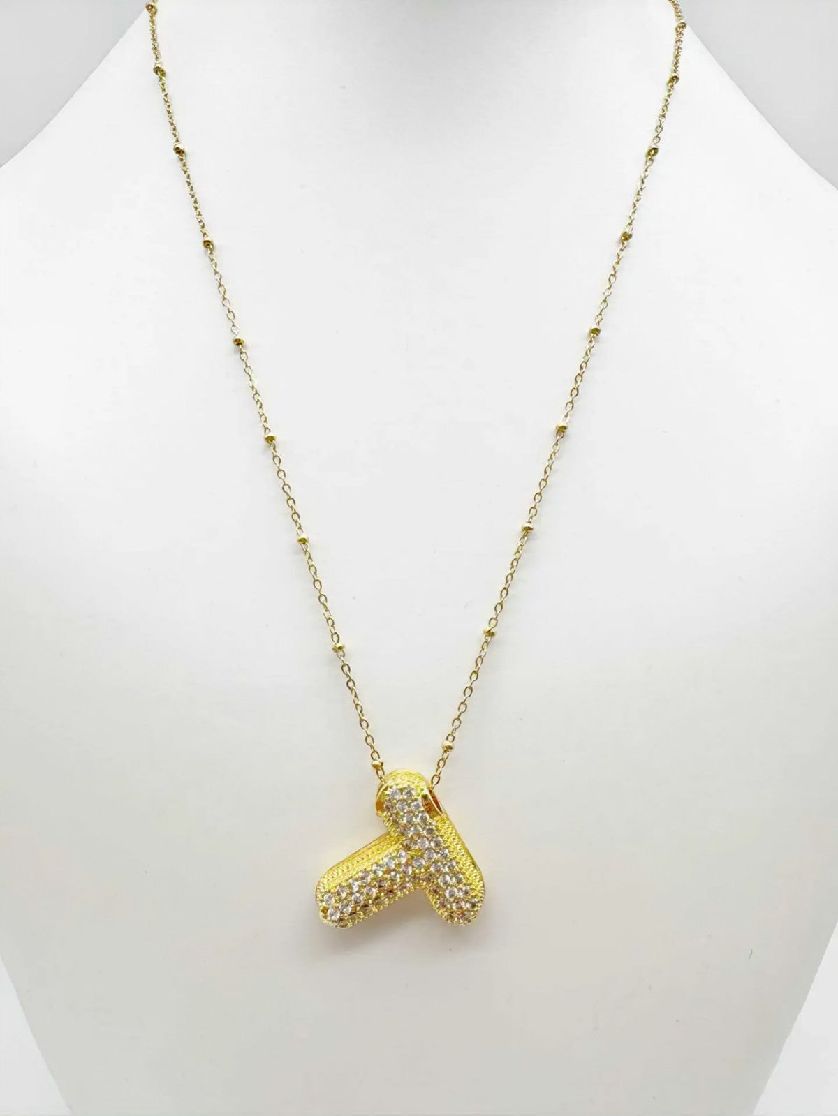 Collier CAM67
