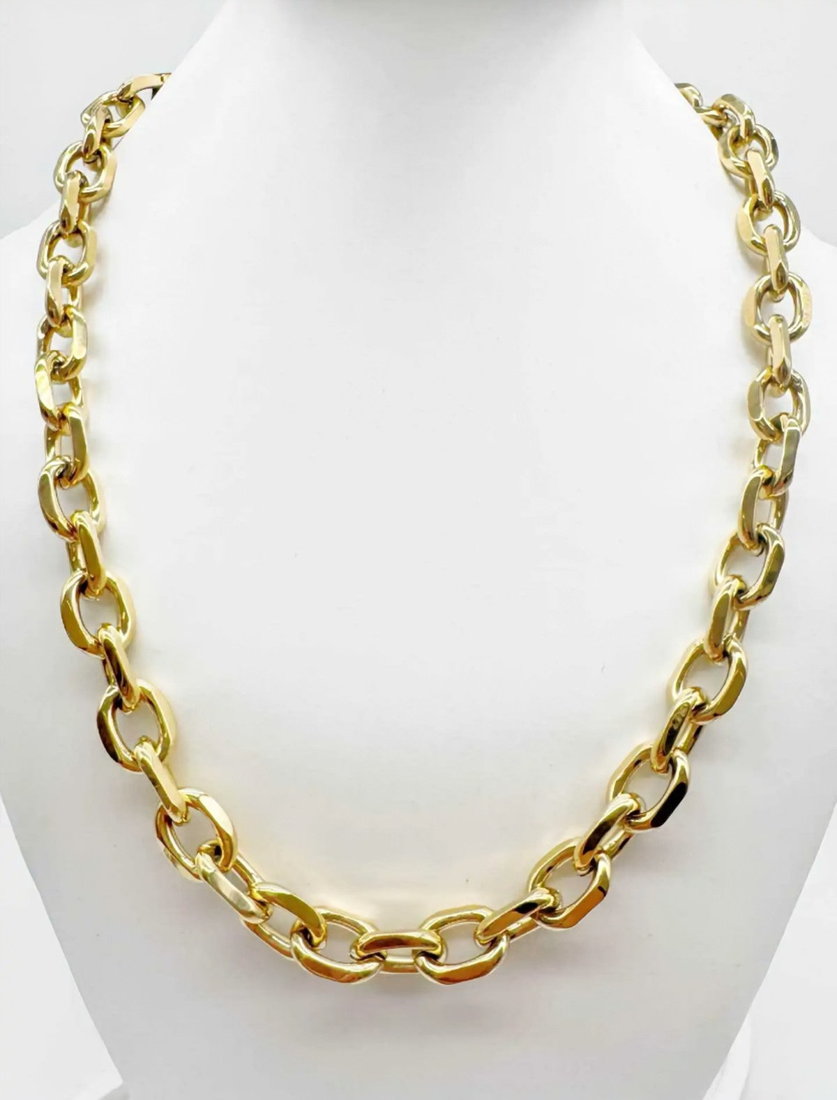 Collier CAM52