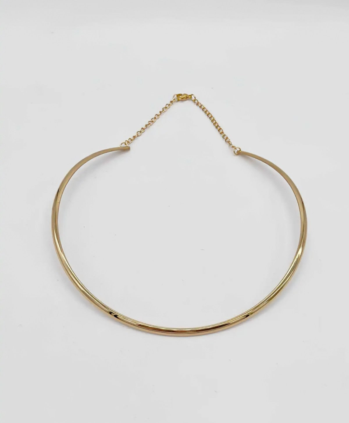 Collier CAM68