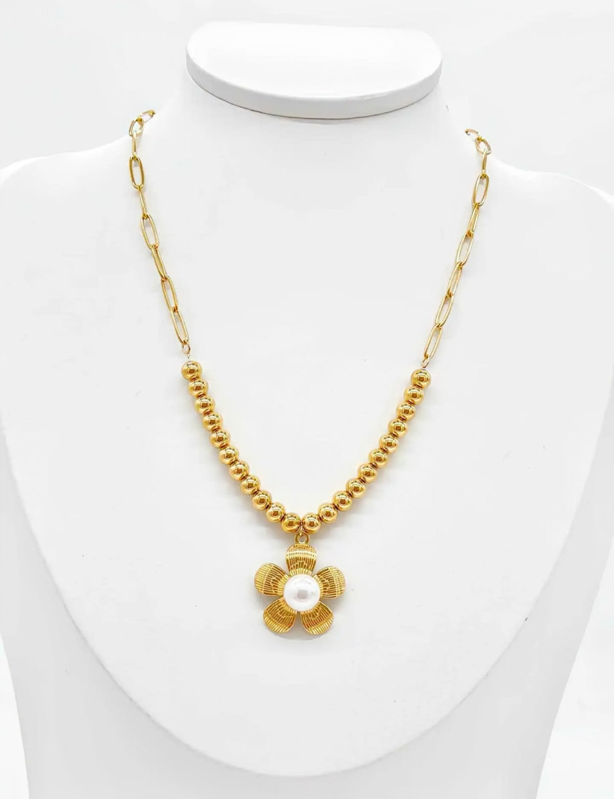 Collier CAM74