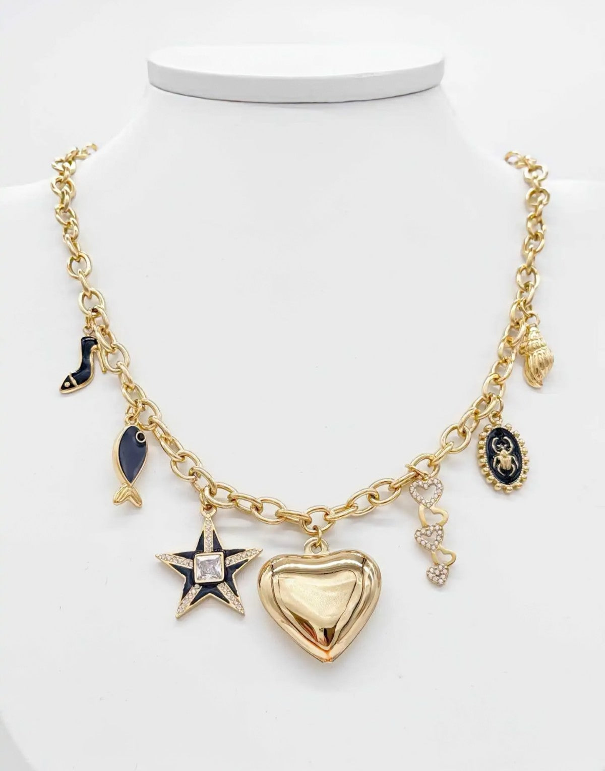 Collier CAM39