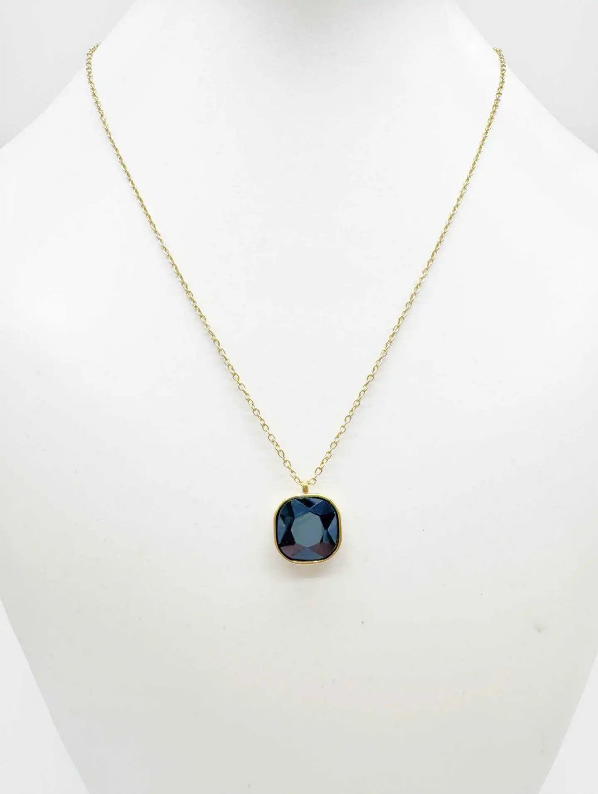 Collier CAM63