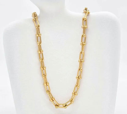 Collier Dina