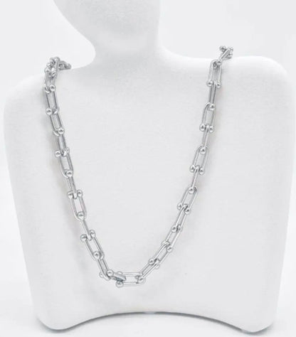 Collier Dina