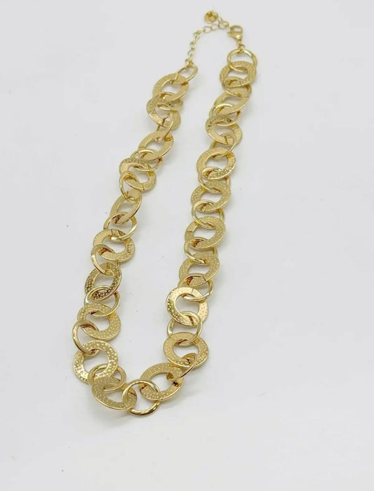 Collier Molivis