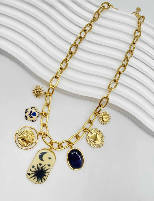 Collier CAM12