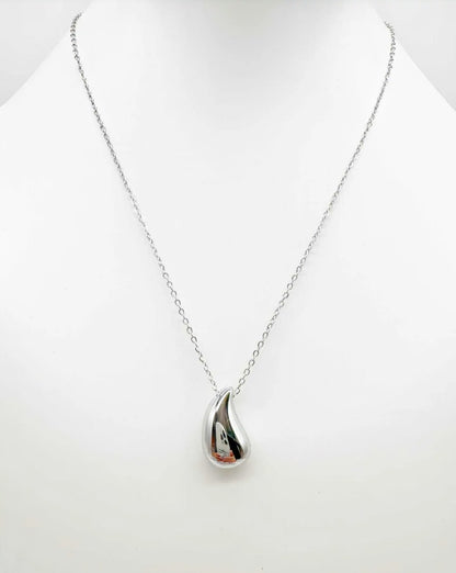 Collier Manrea