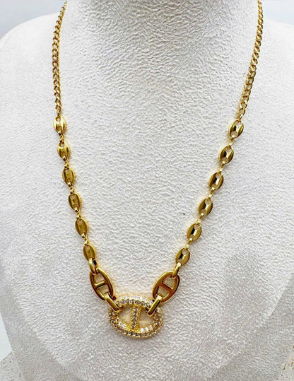 Collier CAM57