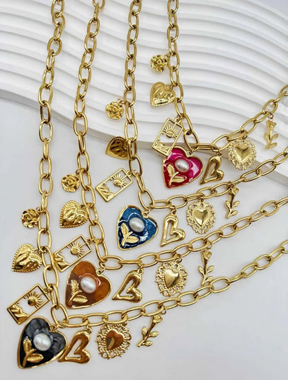 Collier CAM16