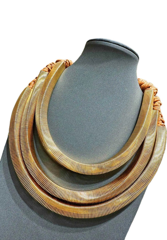 Collier CAM72