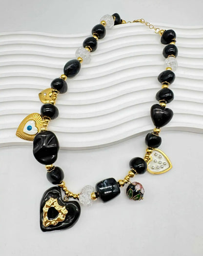 Collier CAM13