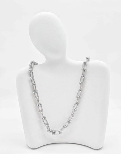 Collier Dina