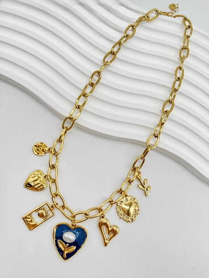 Collier CAM16