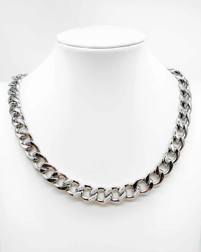 Collier Givnta