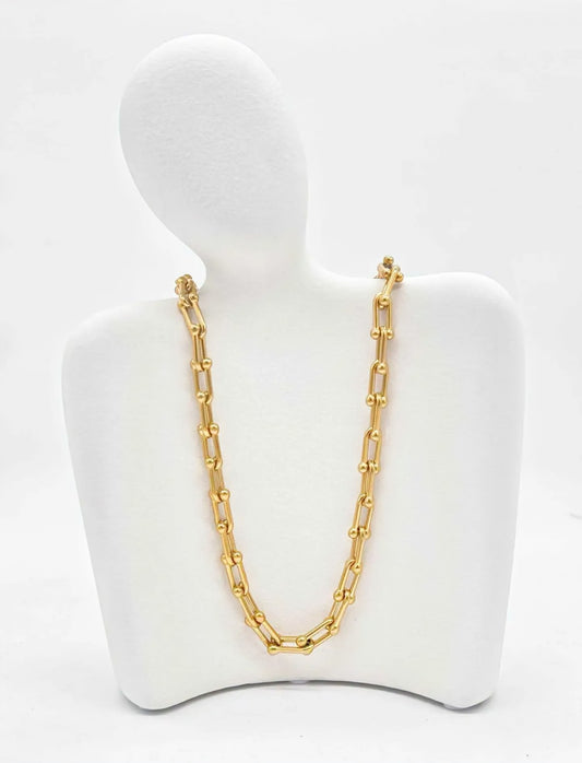 Collier Dina